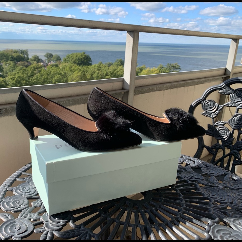 Heels - genuine suede with rabbit fur accent